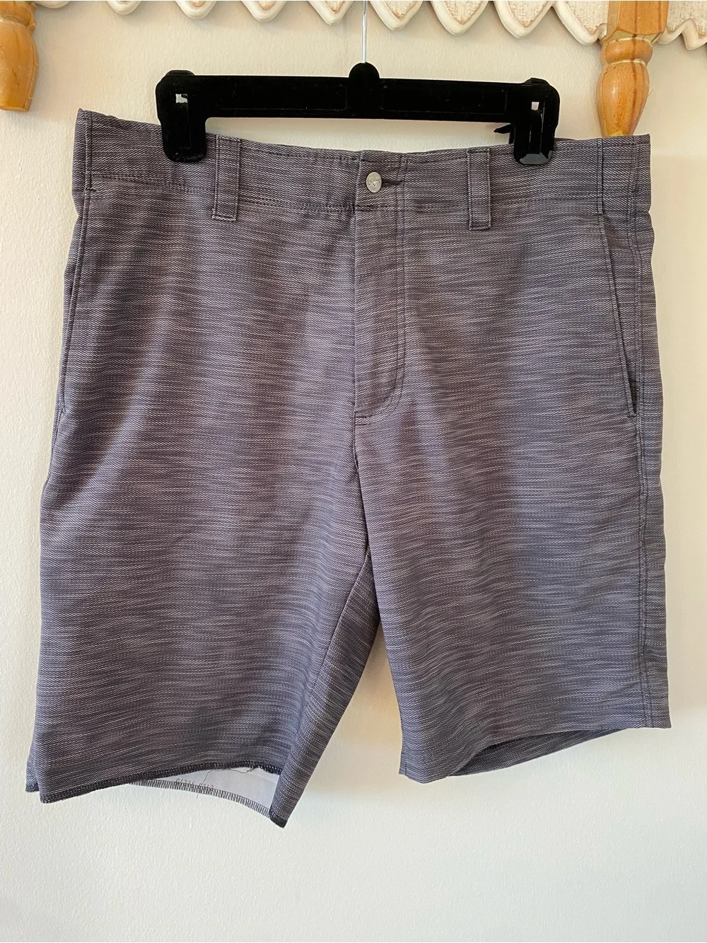 Callaway Men's Chevron Charcoal Flat-Front Performance Golf Shorts - waist 34